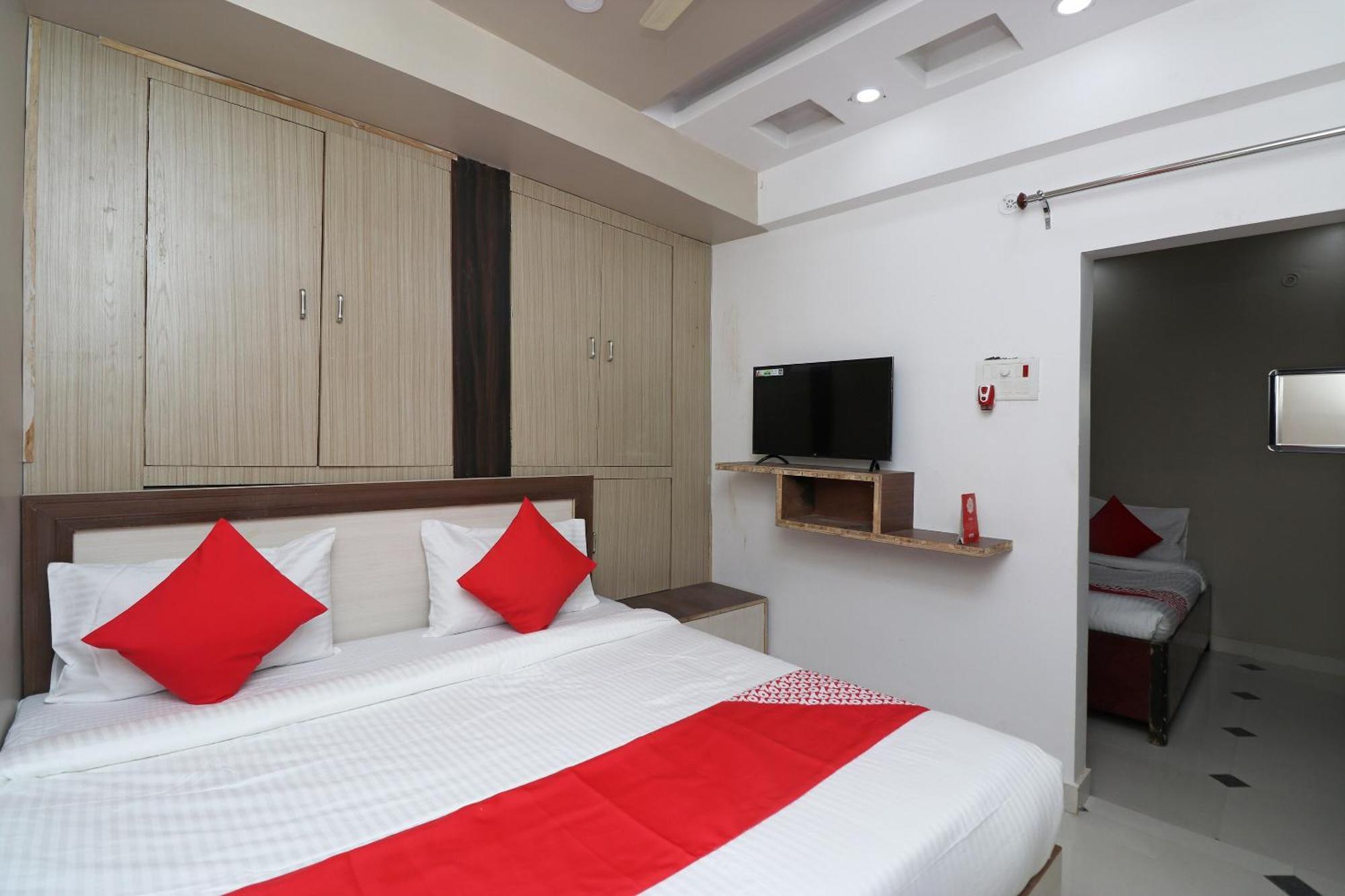 Hotel O Swastik Resort Colonelganj Zewnętrze zdjęcie