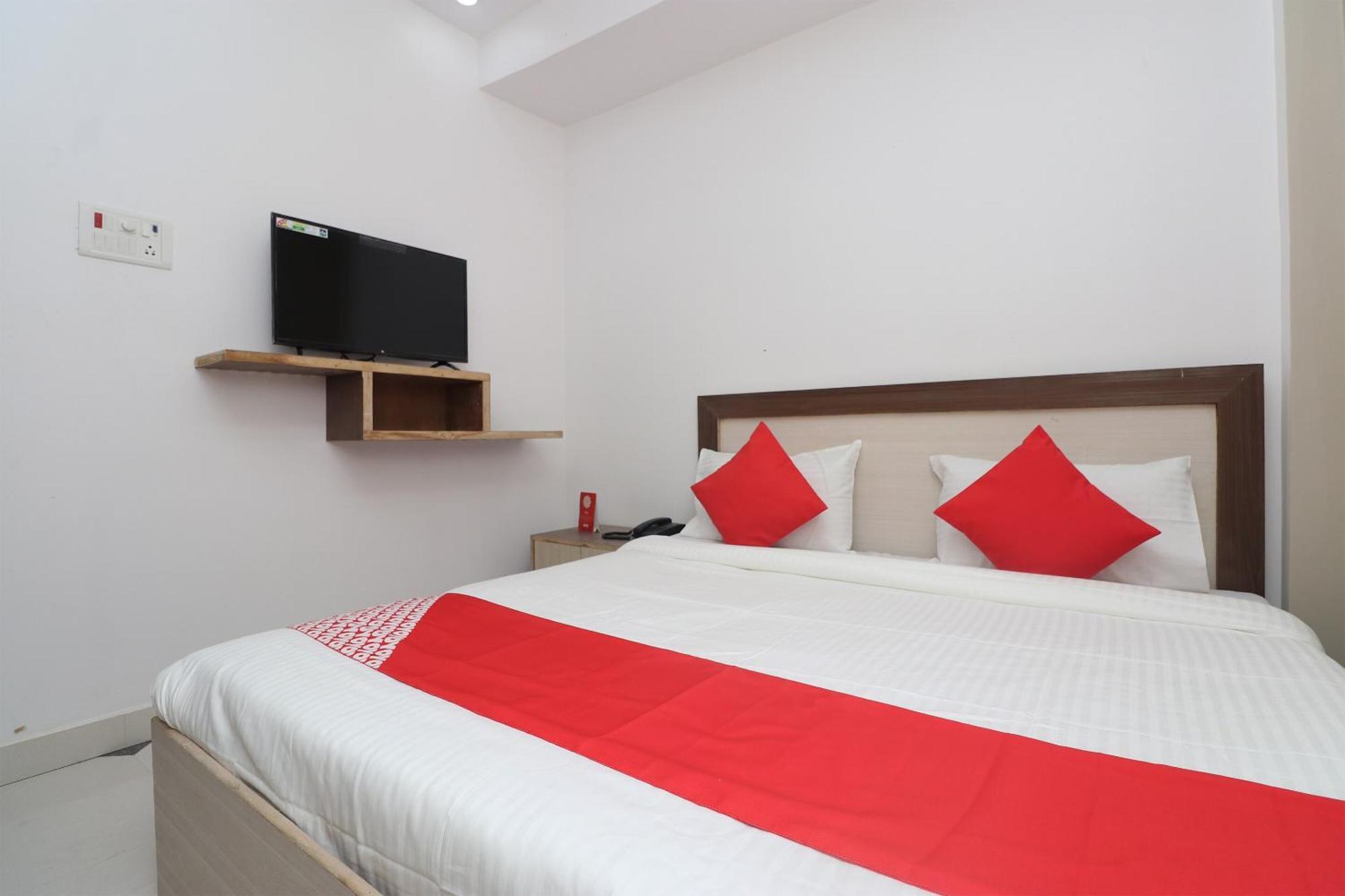 Hotel O Swastik Resort Colonelganj Zewnętrze zdjęcie