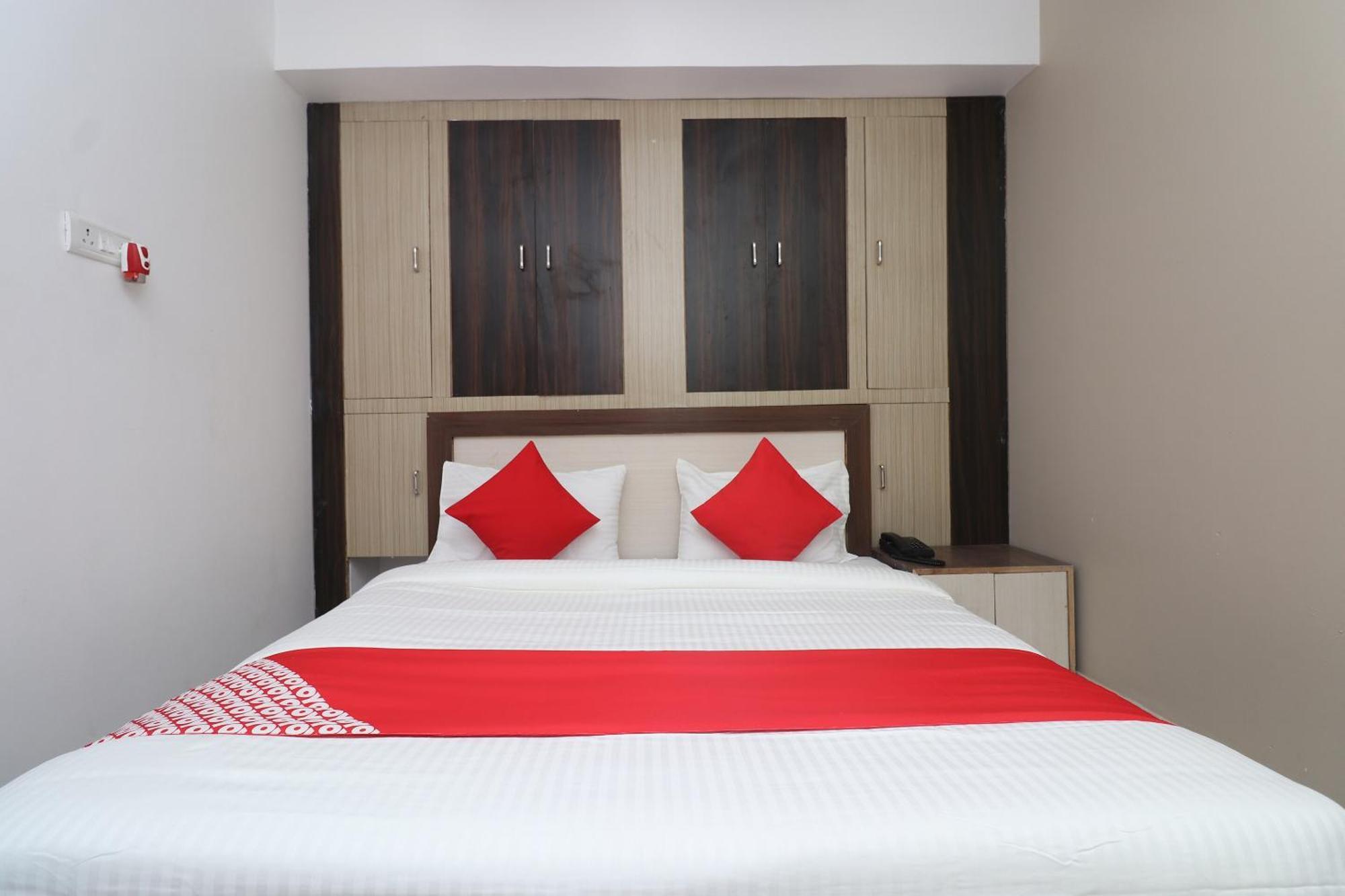 Hotel O Swastik Resort Colonelganj Zewnętrze zdjęcie
